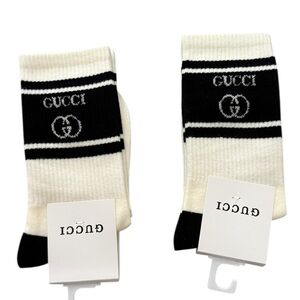 NWT 2 Pair Gucci Outlet Women’s Black and Cream Logo Socks